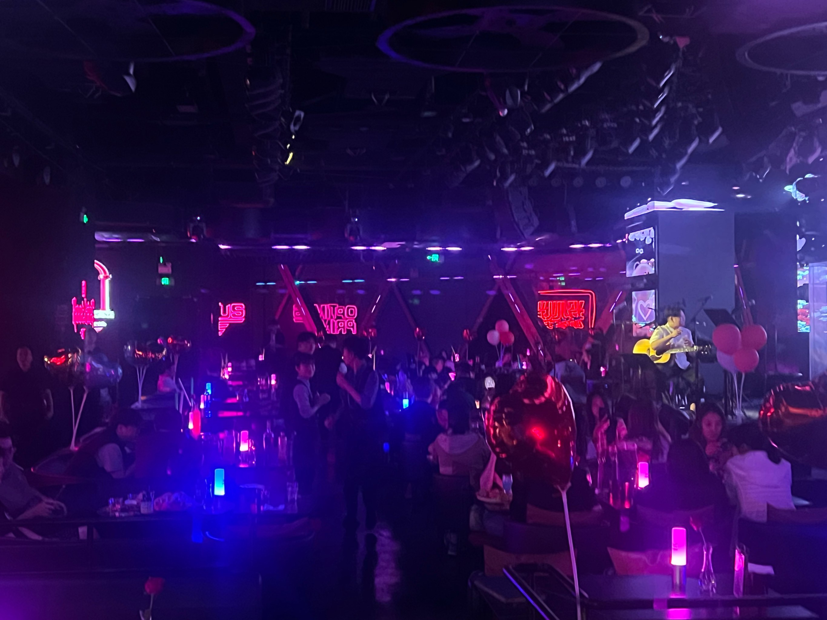 焦作商务KTV：商务会议场所还是娱乐活动场所？-博爱县ktv预定